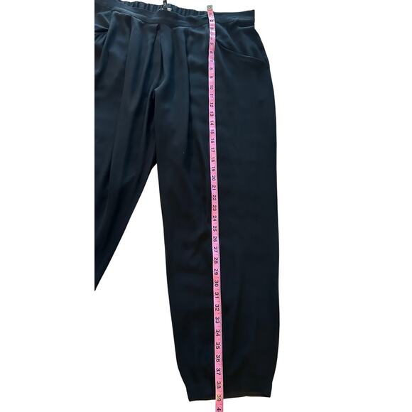 Eileen Fisher - Silk Georgette Crepe Pleated Tapered Pant - Extra Large - Picture 7 of 13